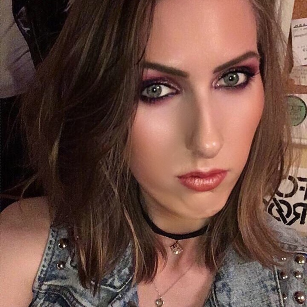 Meet your Posher, Amanda